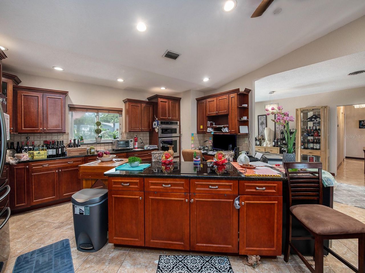 1818 Dolphin Boulevard S, Saint Petersburg, FL 33707 Photo