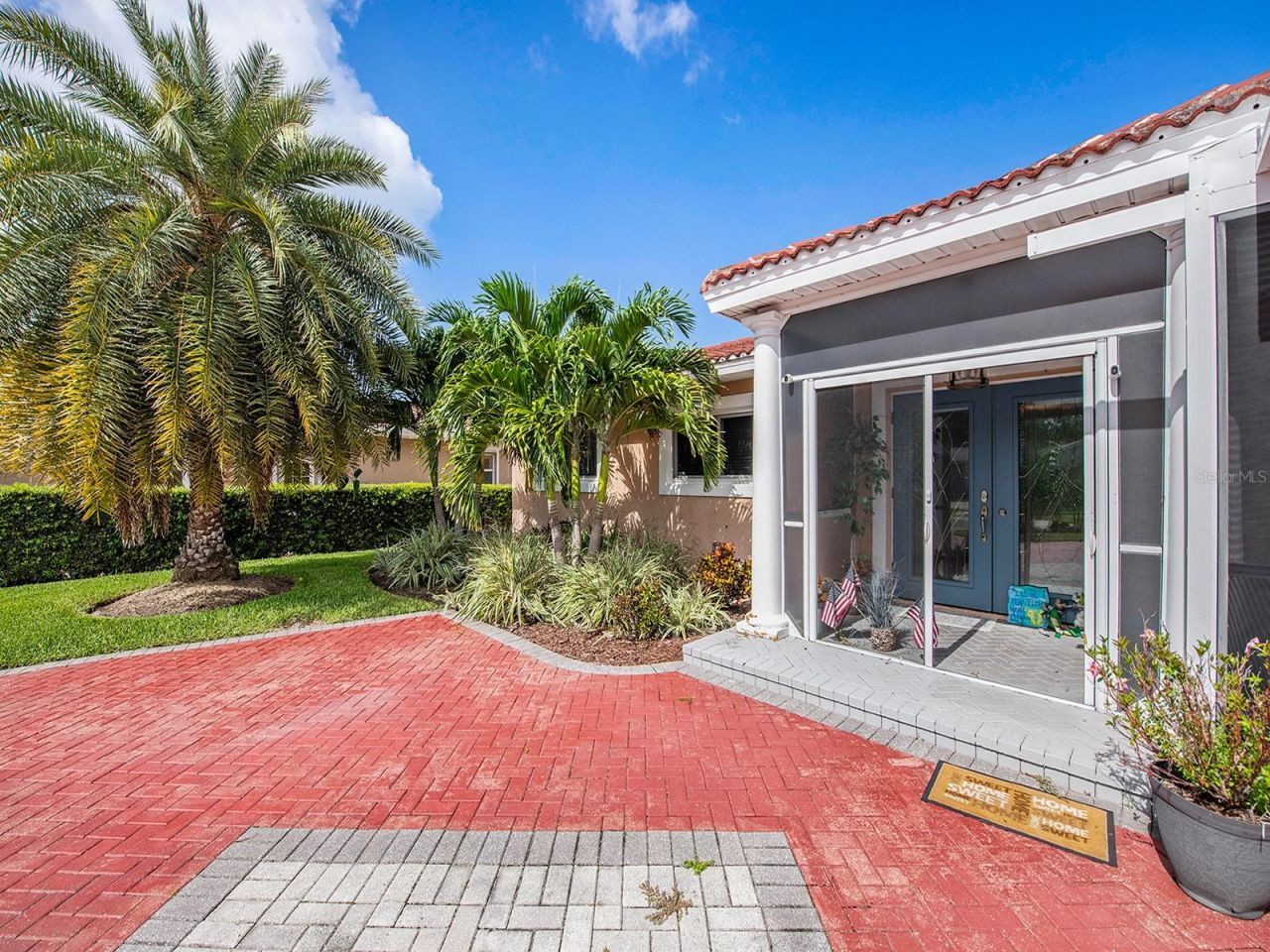 1818 Dolphin Boulevard S, Saint Petersburg, FL 33707 Photo