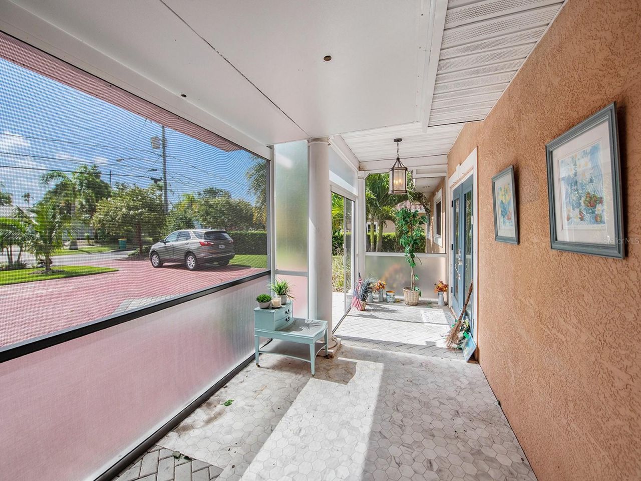 1818 Dolphin Boulevard S, Saint Petersburg, FL 33707 Photo