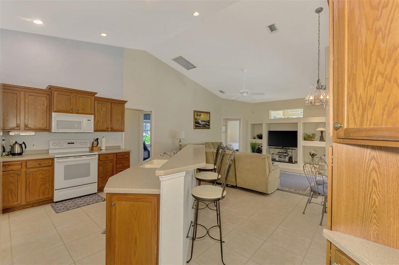 6644 Butlers Crest Drive, Bradenton, FL 34203 Photo