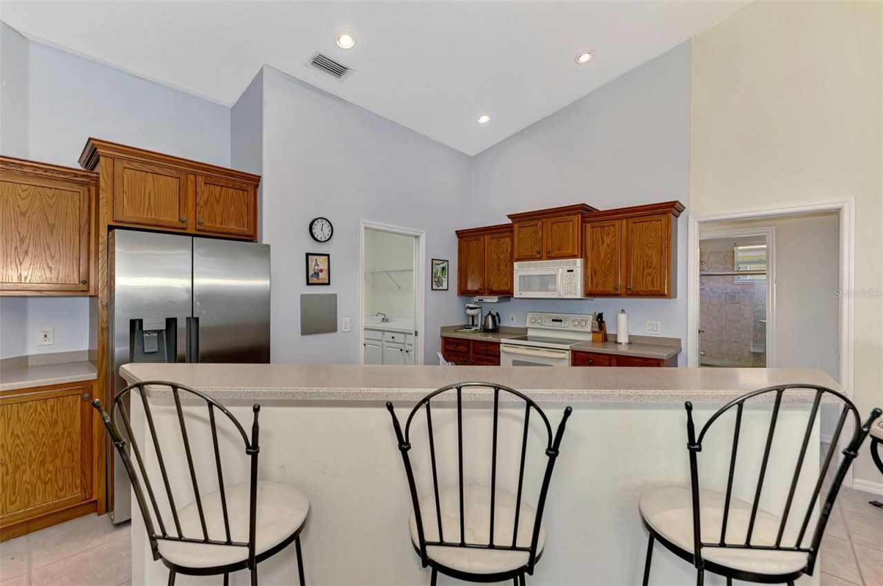 6644 Butlers Crest Drive, Bradenton, FL 34203 Photo