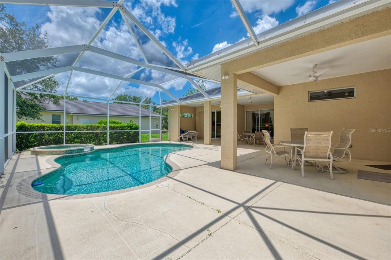 6644 Butlers Crest Drive, Bradenton, FL 34203 Photo
