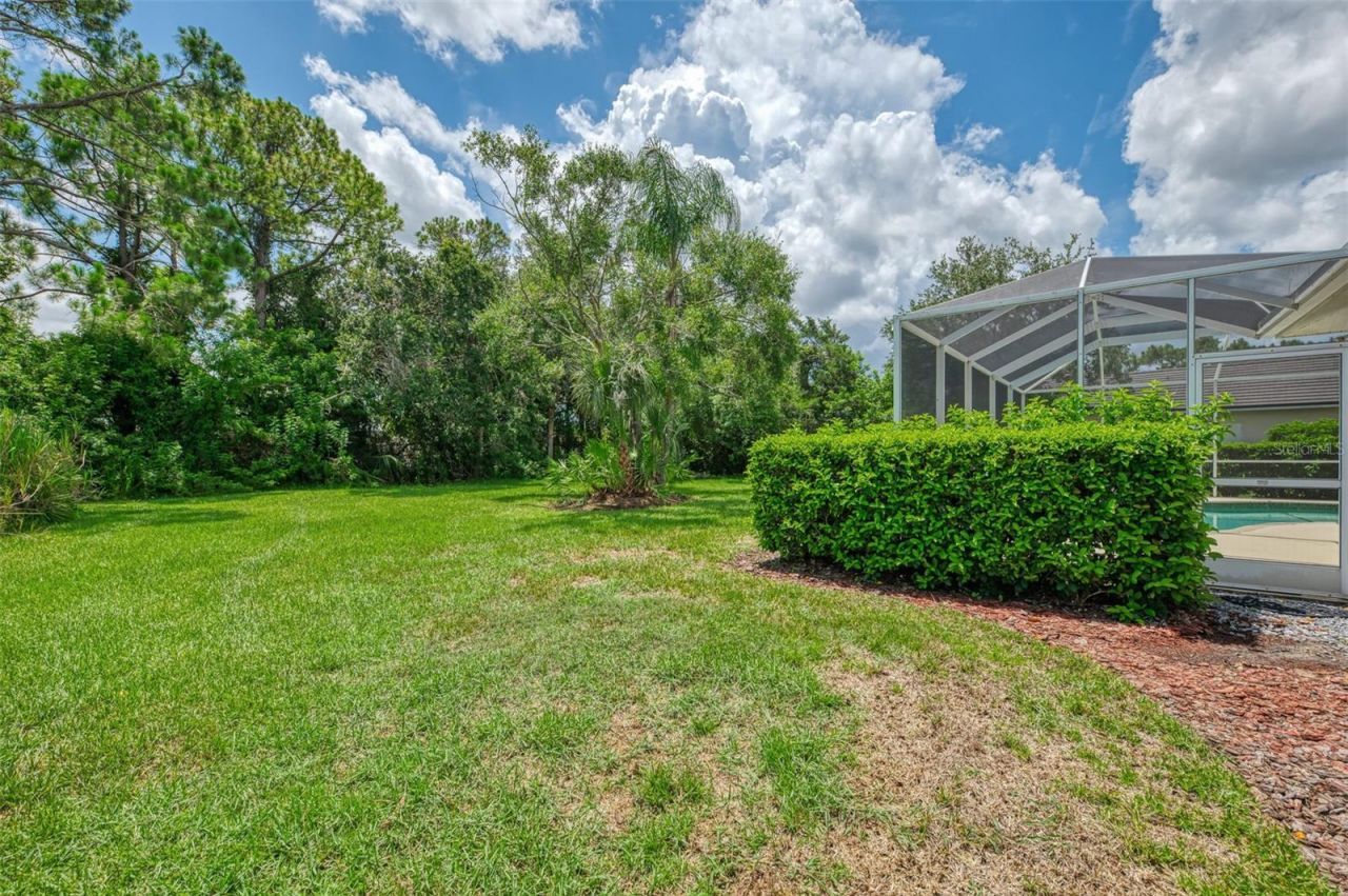 6644 Butlers Crest Drive, Bradenton, FL 34203 Photo