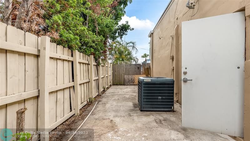 1501 NW 1st Ct, Unit A, Boca Raton, FL 33432 Photo