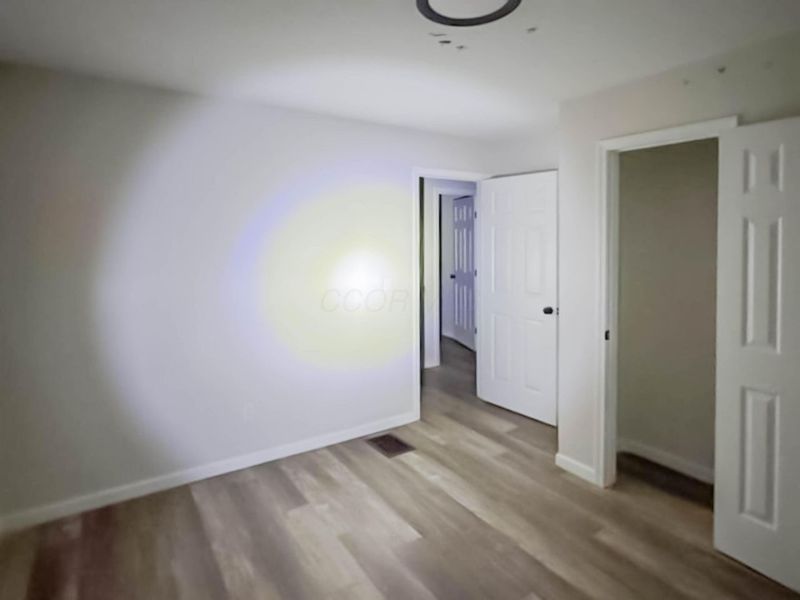 1048 S James Road, Columbus, OH 43227 Photo 14