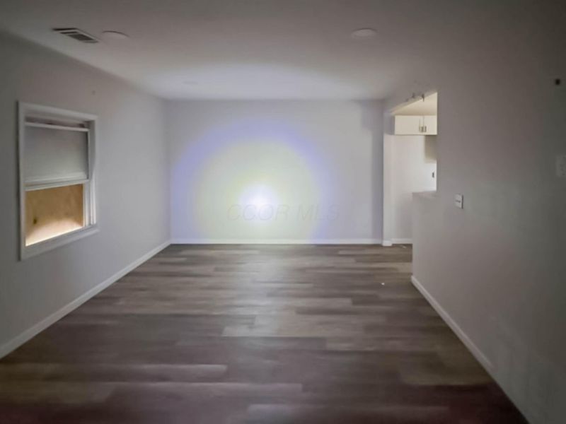 1048 S James Road, Columbus, OH 43227 Photo 6