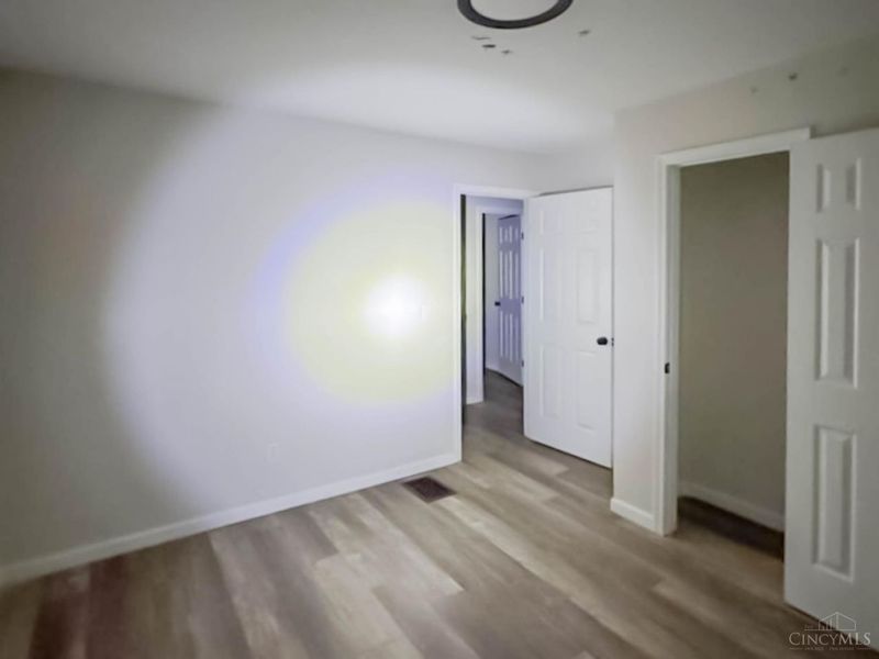 1048 S James Road, Columbus, OH 43227 Photo 14