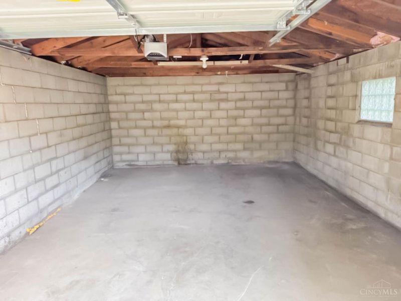 1048 S James Road, Columbus, OH 43227 Photo 21