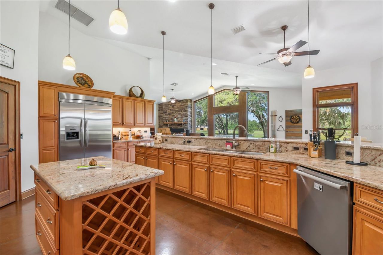 6140 NW 145th Avenue Road, Morriston, FL 32668 Photo