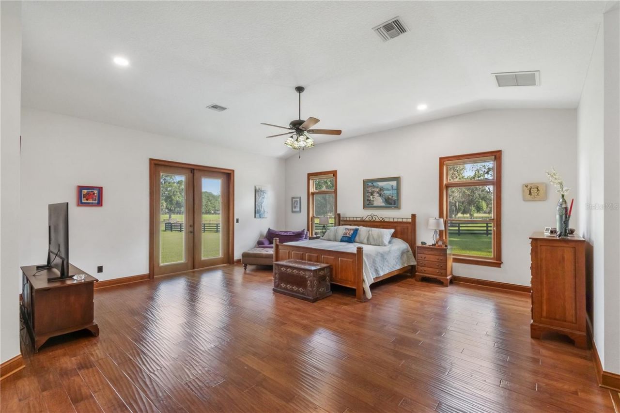 6140 NW 145th Avenue Road, Morriston, FL 32668 Photo