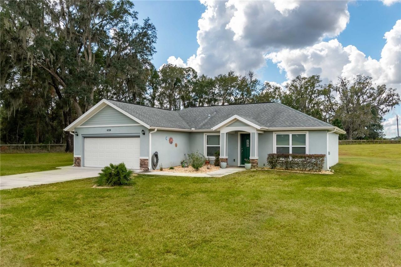 6140 NW 145th Avenue Road, Morriston, FL 32668 Photo