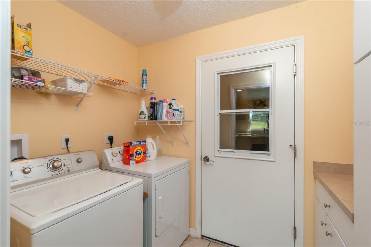 6140 NW 145th Avenue Road, Morriston, FL 32668 Photo