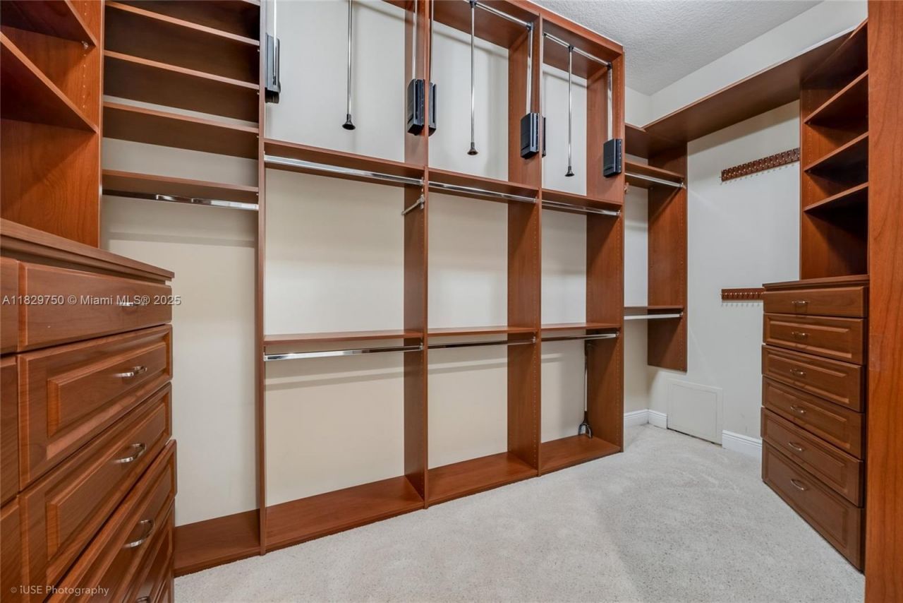 13621 Deering Bay Dr, Unit 502, Coral Gables, FL 33158 Photo