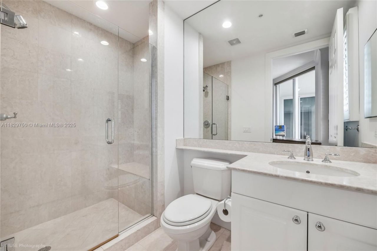 13621 Deering Bay Dr, Unit 502, Coral Gables, FL 33158 Photo