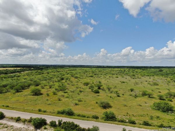 TRACT 3 County Rd 207, Hobson, TX 78117