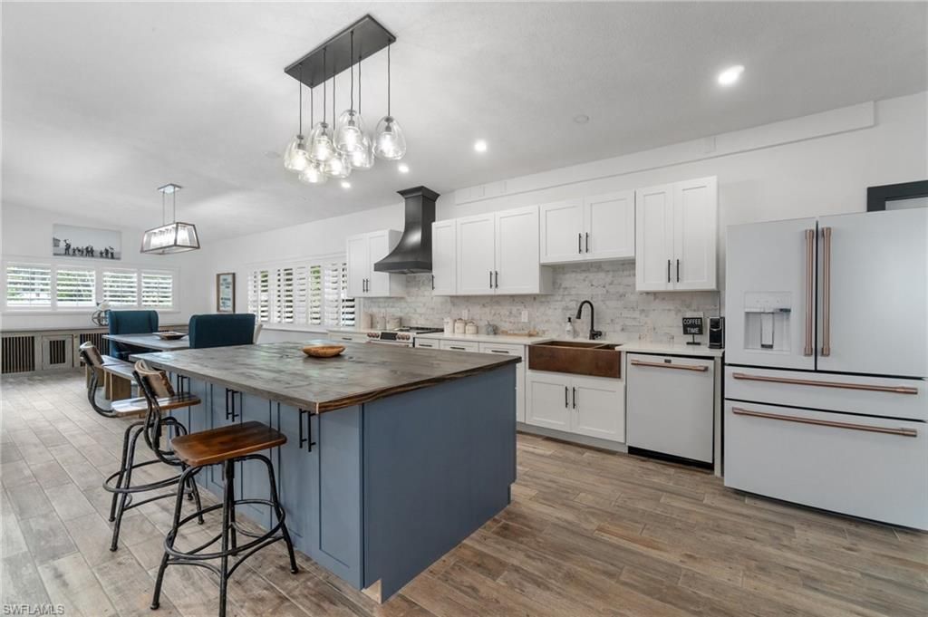 544 Bayside Dr, Fort Myers, FL 33919 Photo