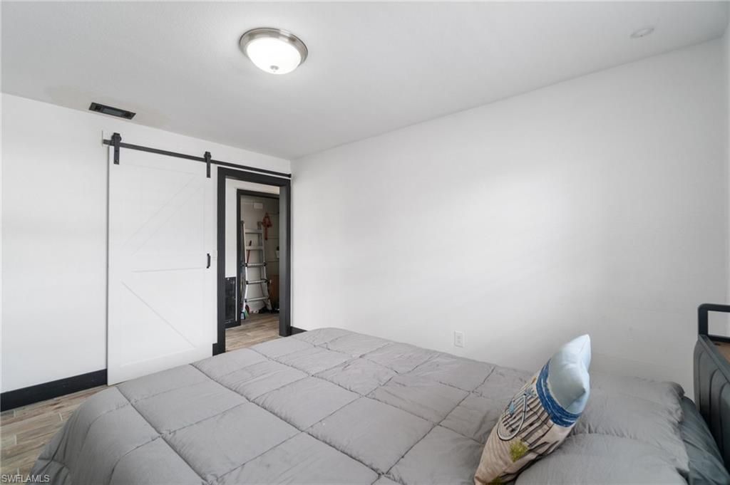 544 Bayside Dr, Fort Myers, FL 33919 Photo