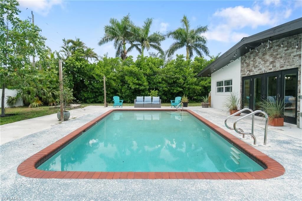 544 Bayside Dr, Fort Myers, FL 33919 Photo