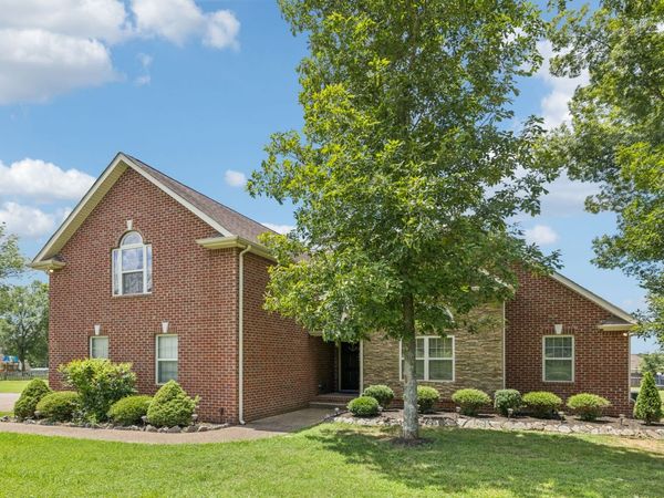 1002 Legends Way, Lebanon, TN 37090