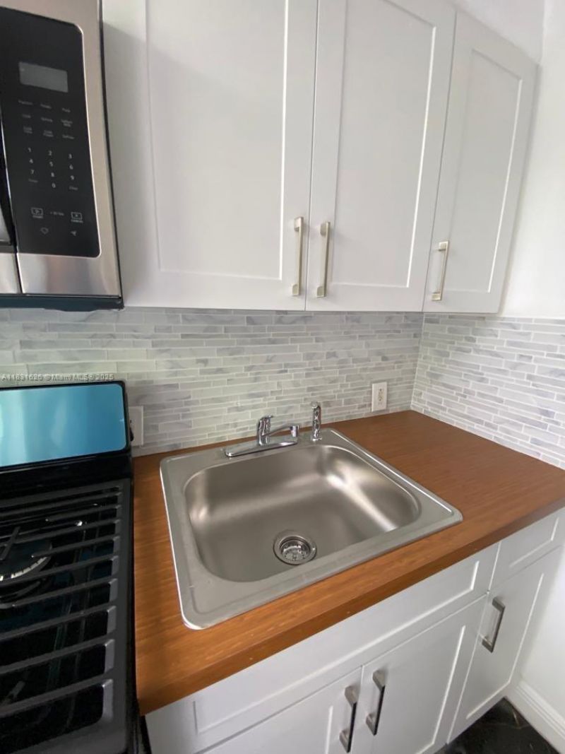 1227 Euclid Ave, Unit 6, Miami Beach, FL 33139 Photo