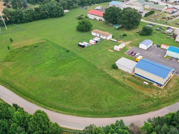 1 La Grange Industrial Drive , Tappahannock, VA 22560