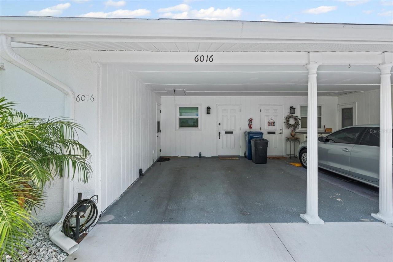 6016 Hibiscus Drive, Bradenton, FL 34207 Photo