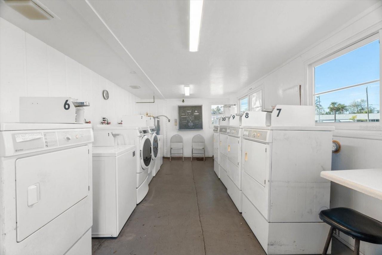 6016 Hibiscus Drive, Bradenton, FL 34207 Photo