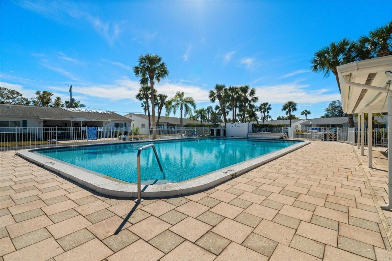 6016 Hibiscus Drive, Bradenton, FL 34207 Photo