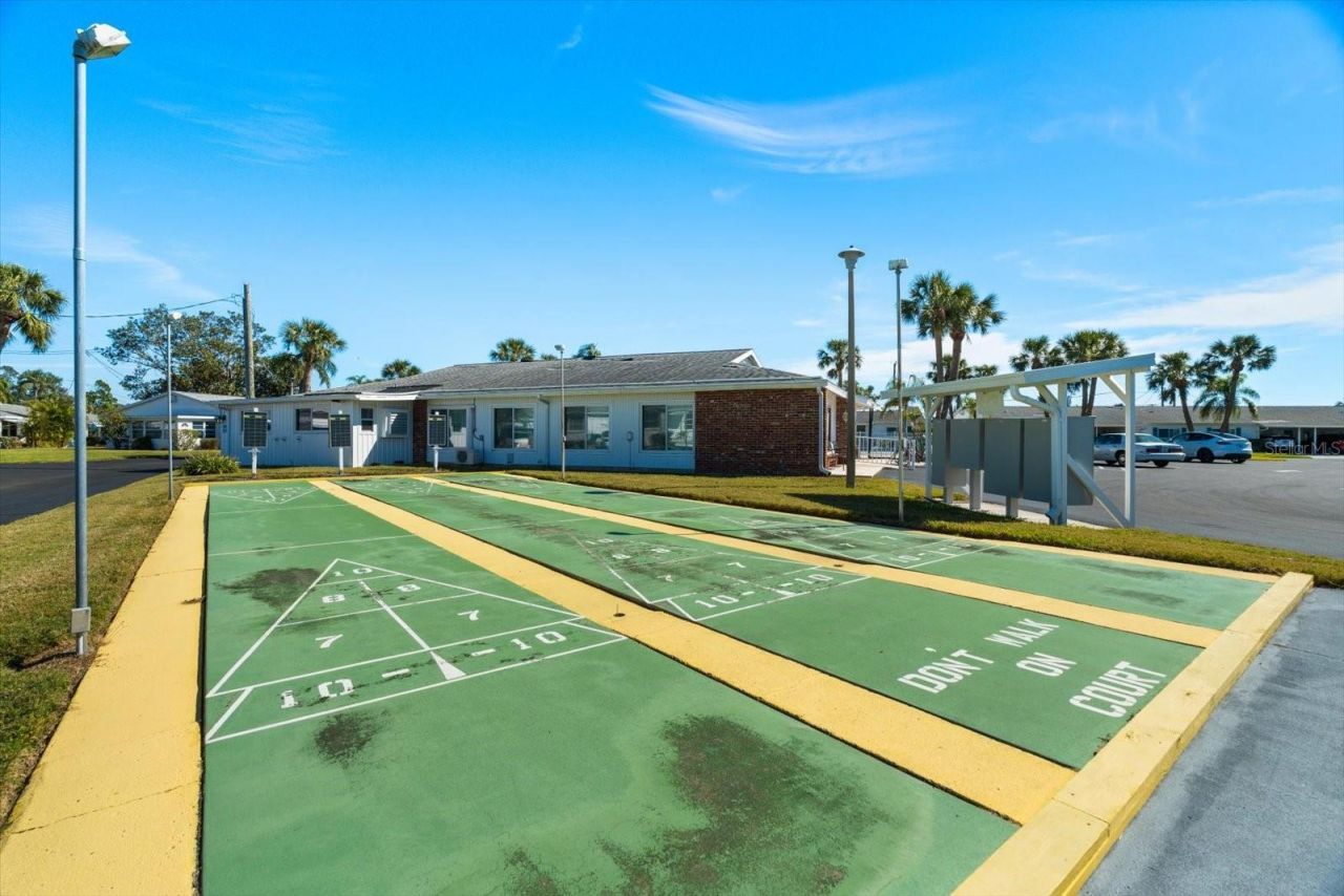 6016 Hibiscus Drive, Bradenton, FL 34207 Photo