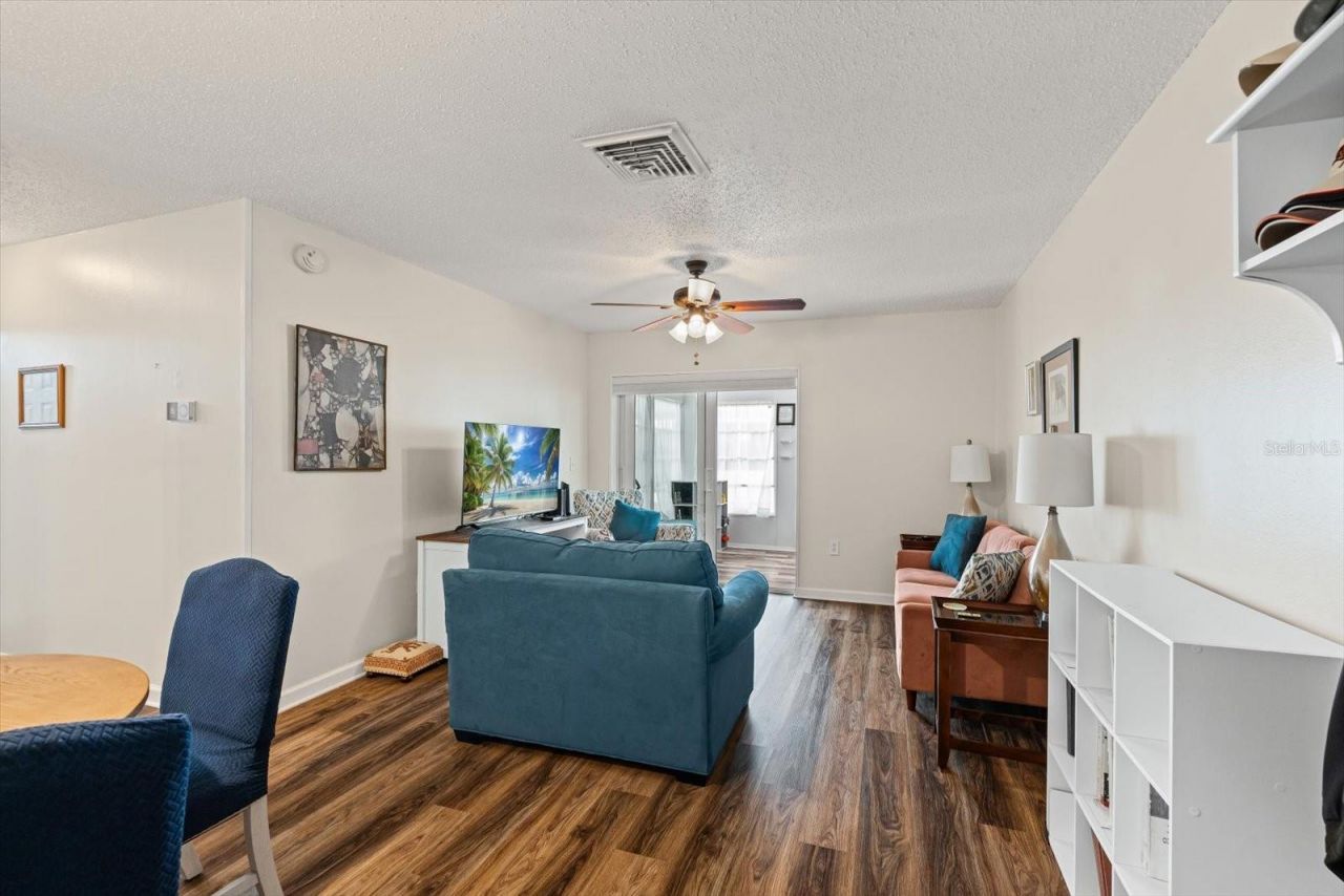 6016 Hibiscus Drive, Bradenton, FL 34207 Photo