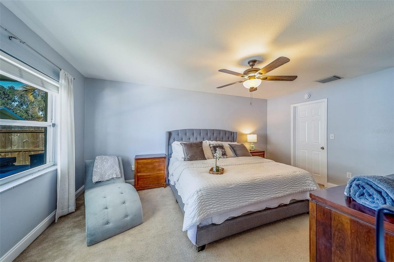14414 91st Avenue, Seminole, FL 33776 Photo