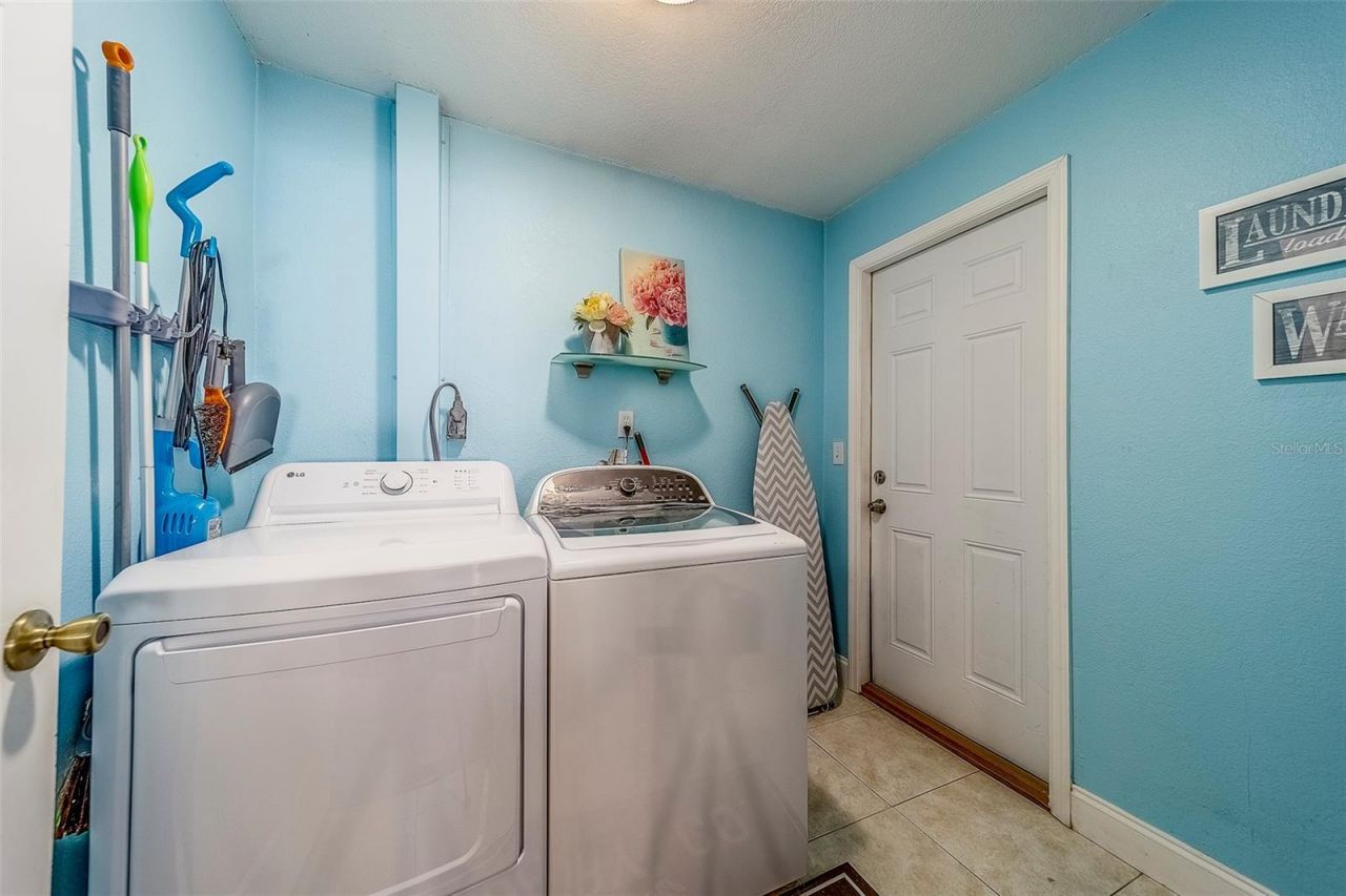 14414 91st Avenue, Seminole, FL 33776 Photo
