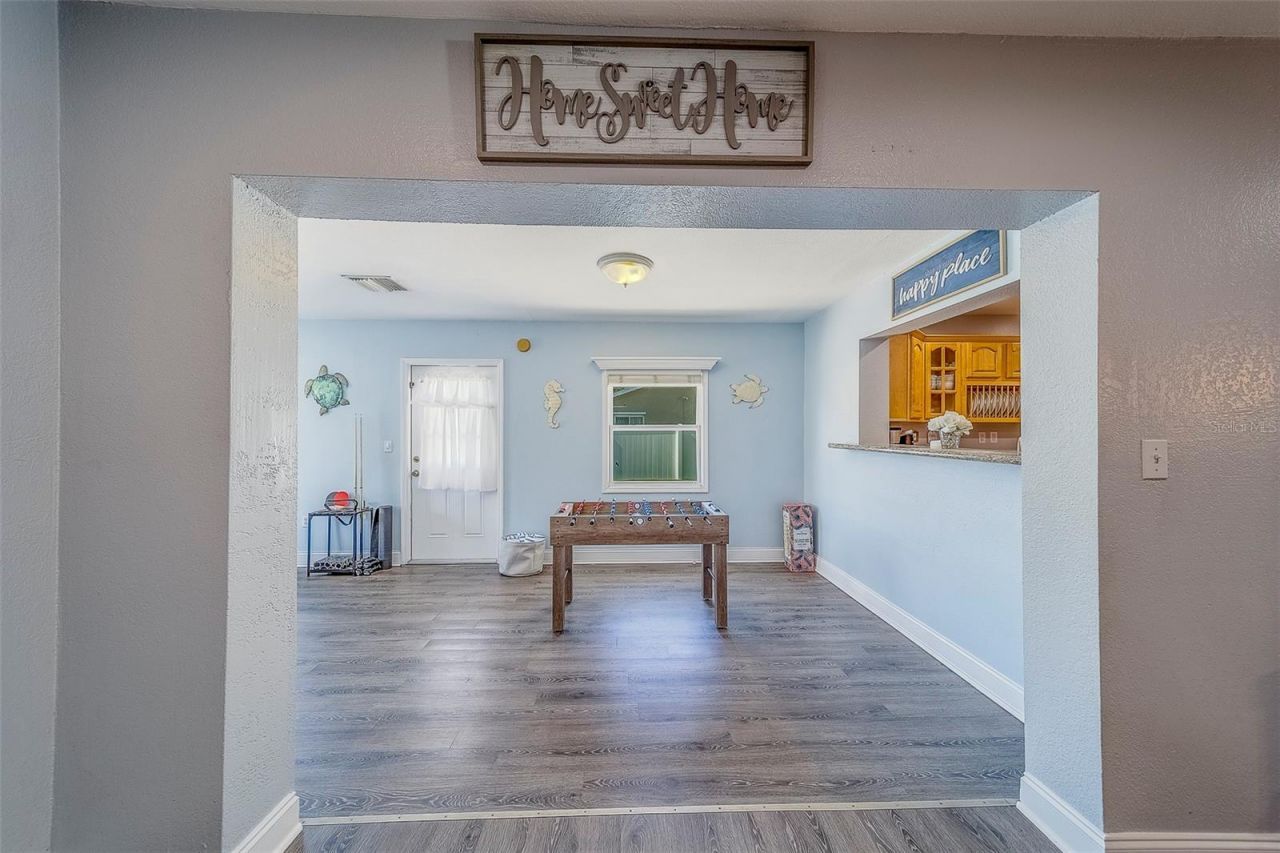 14414 91st Avenue, Seminole, FL 33776 Photo