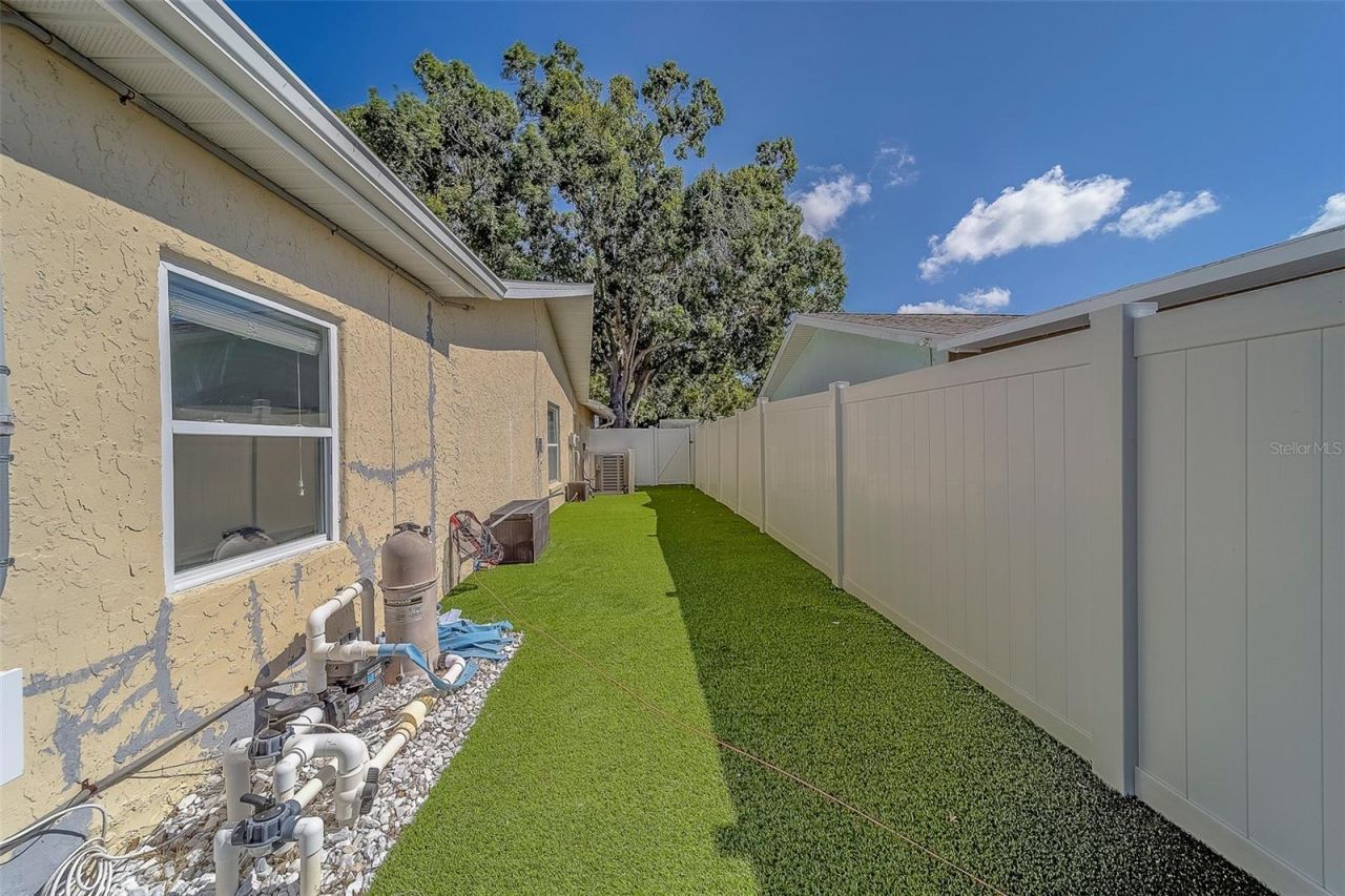 14414 91st Avenue, Seminole, FL 33776 Photo