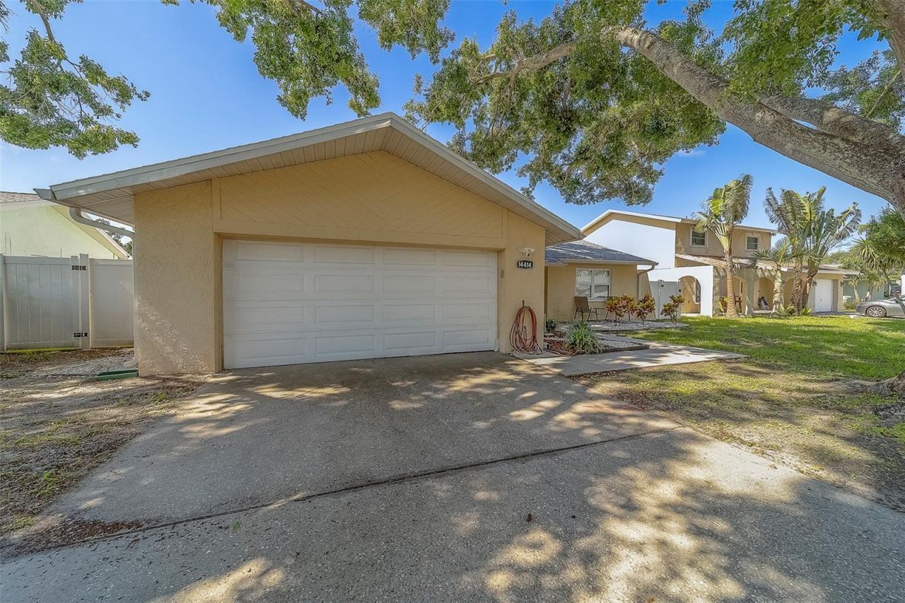 14414 91st Avenue, Seminole, FL 33776 Photo