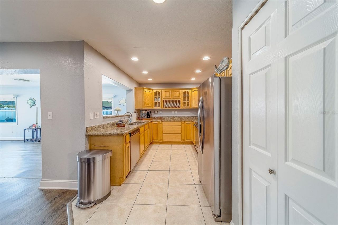 14414 91st Avenue, Seminole, FL 33776 Photo