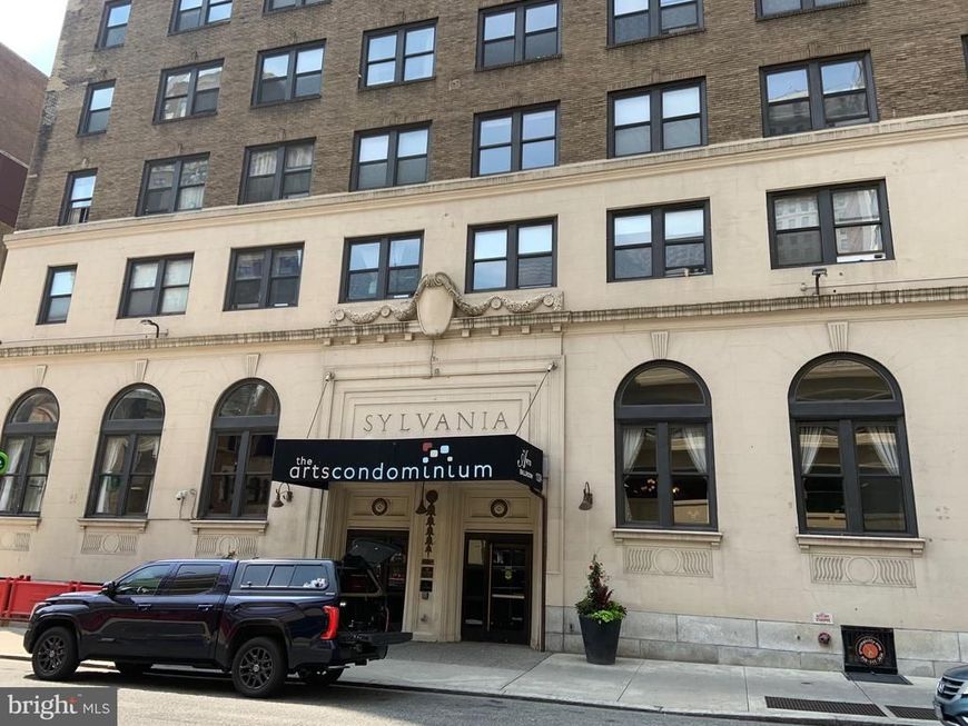 1324 Locust Street, Unit 901, Philadelphia, PA 19107 Main Photo