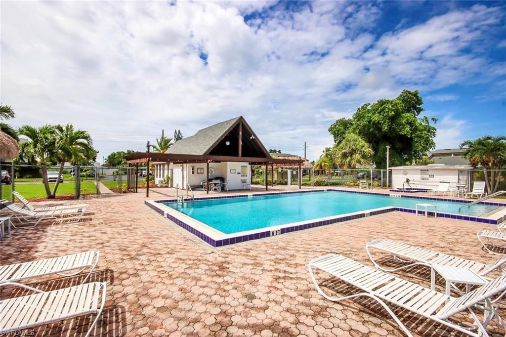 8849 Somerset Blvd, Fort Myers, FL 33919 Photo