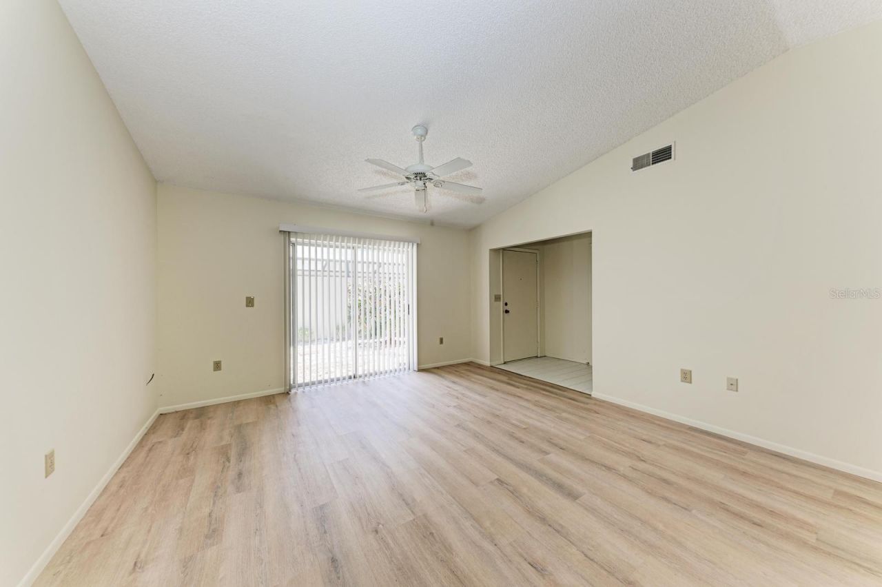 4154 Center Pointe Circle, Unit 57A, Sarasota, FL 34233 Photo