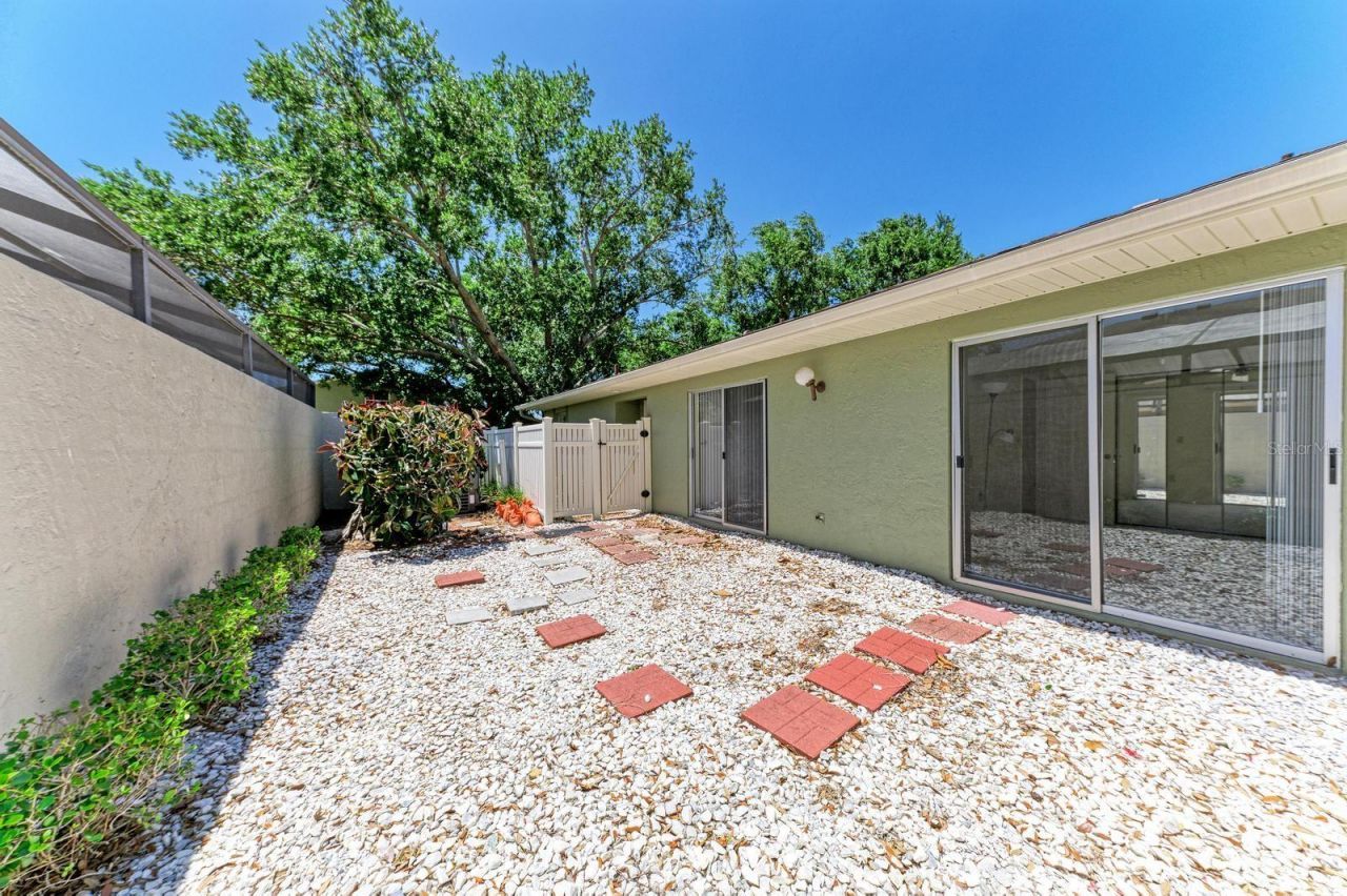 4154 Center Pointe Circle, Unit 57A, Sarasota, FL 34233 Photo