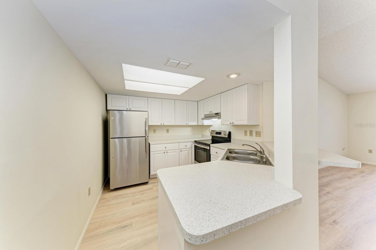 4154 Center Pointe Circle, Unit 57A, Sarasota, FL 34233 Photo
