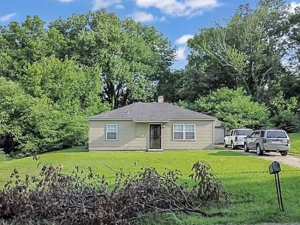 931 CARROLTON AVE, Memphis, TN 38127