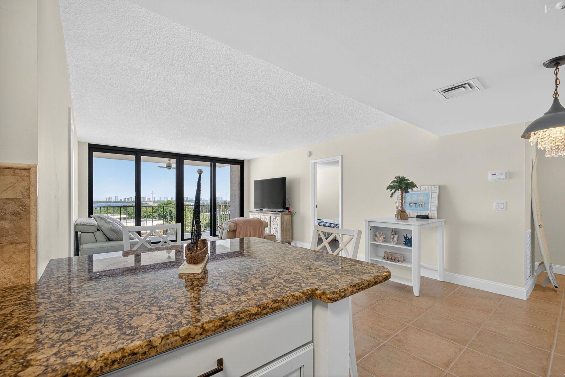 336 Golfview Road, Unit 905, North Palm Beach, FL 33408 Photo