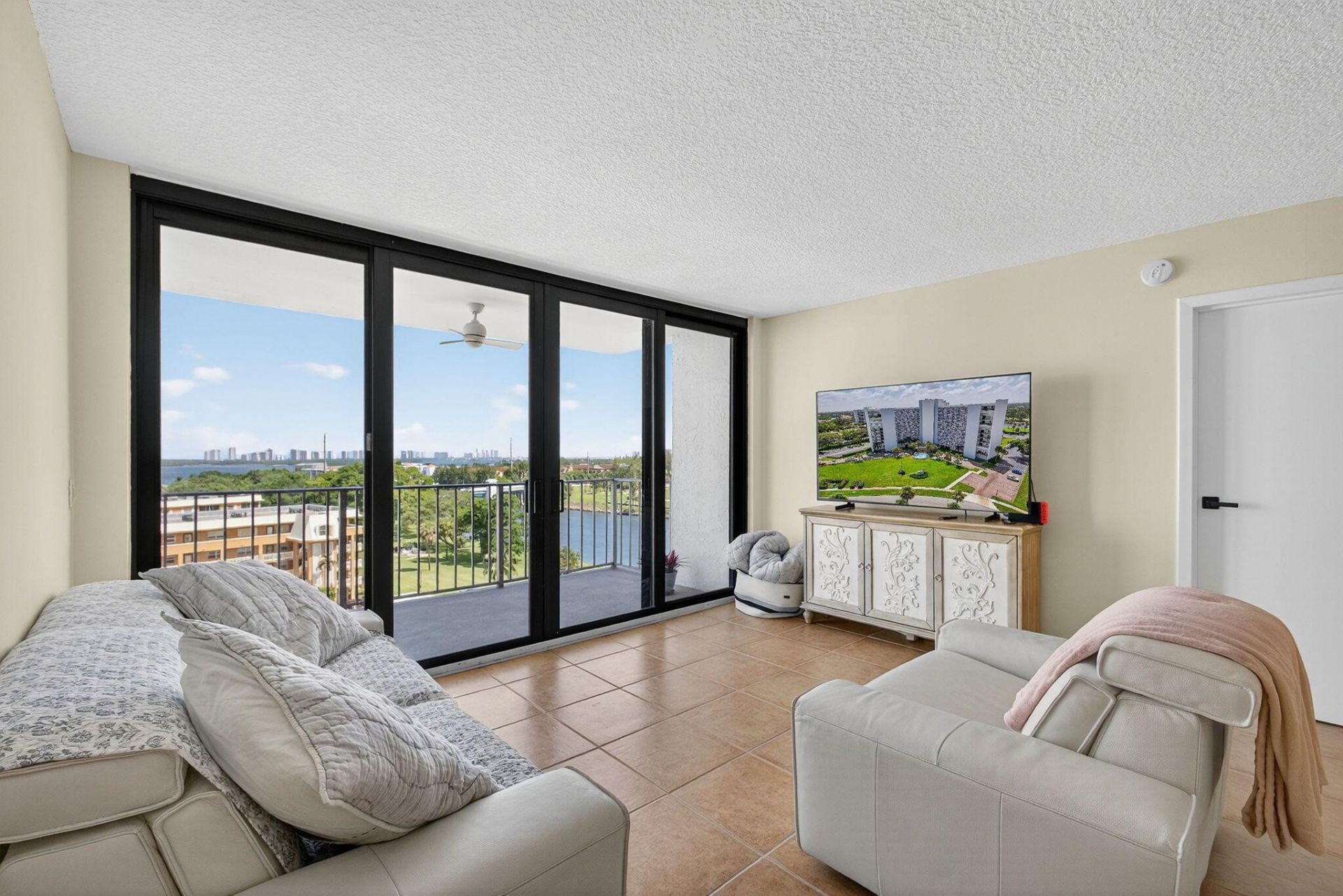 336 Golfview Road, Unit 905, North Palm Beach, FL 33408 Photo