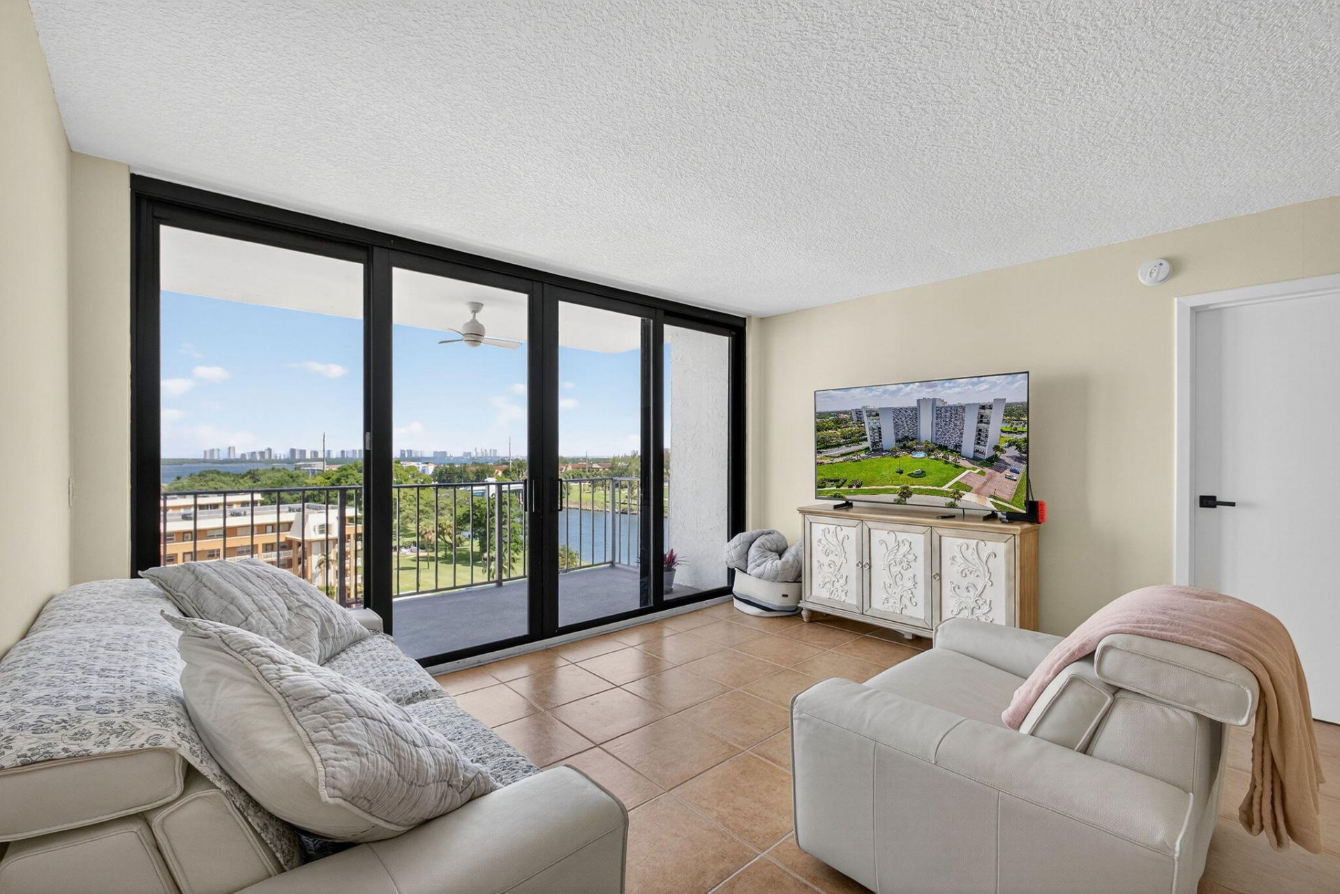 336 Golfview Road, Unit 905, North Palm Beach, FL 33408 Photo