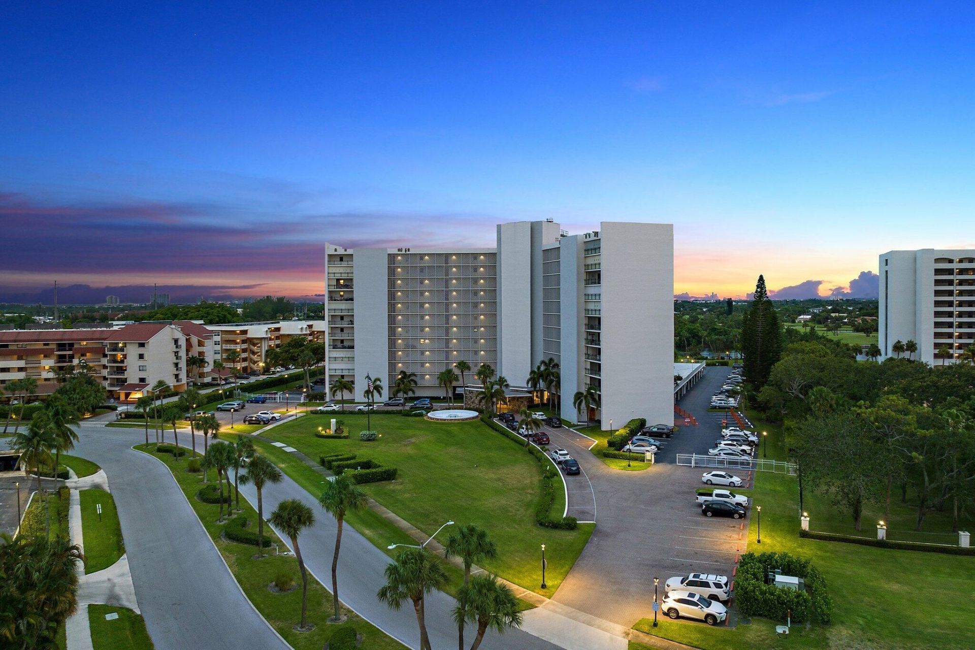 336 Golfview Road, Unit 905, North Palm Beach, FL 33408 Photo