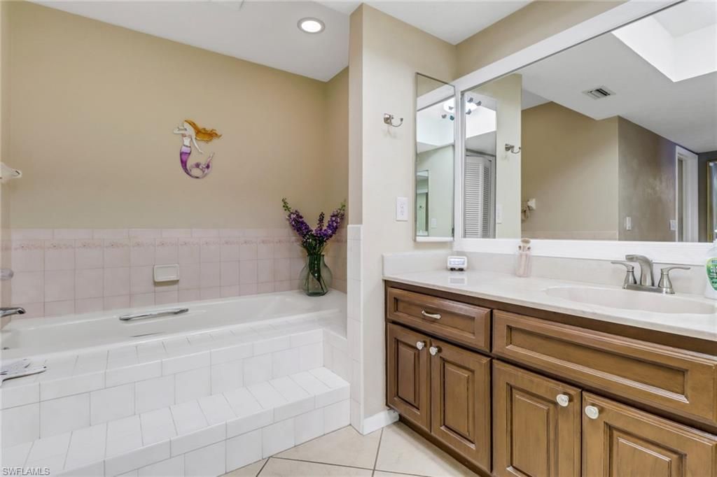 4015 SE 20th Pl, Unit 503, Cape Coral, FL 33904 Photo