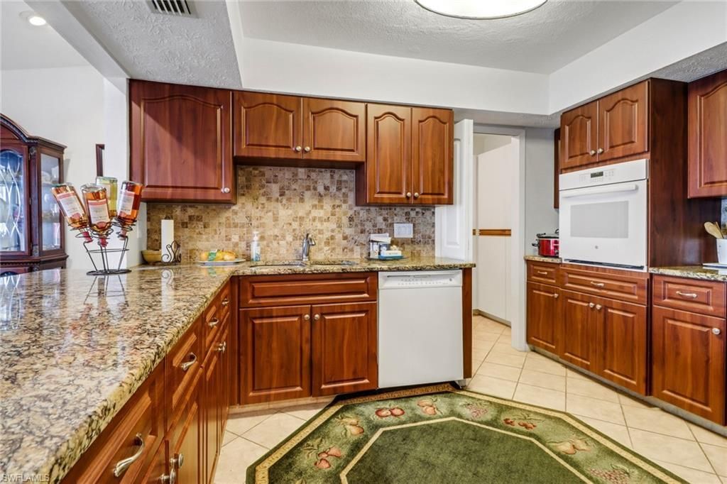 4015 SE 20th Pl, Unit 503, Cape Coral, FL 33904 Photo