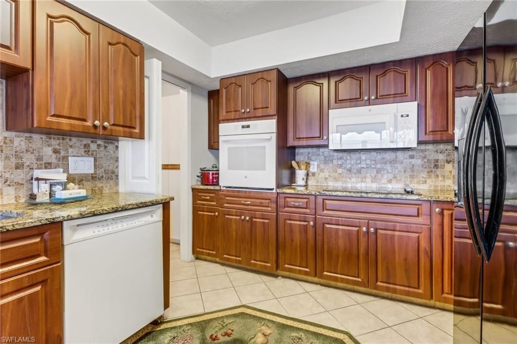 4015 SE 20th Pl, Unit 503, Cape Coral, FL 33904 Photo