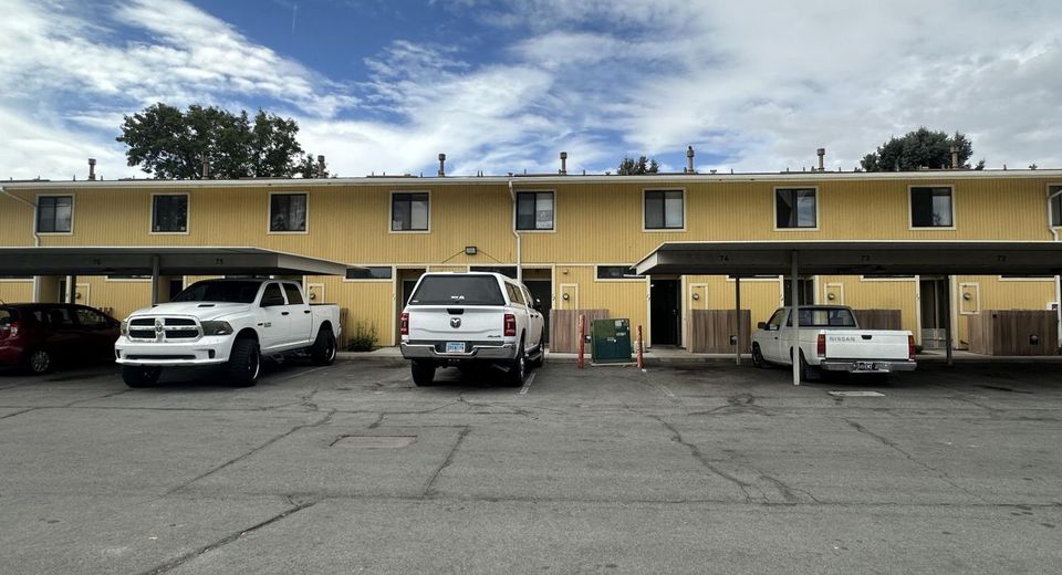 863 Nutmeg Place, Unit 12, Reno, NV 89502 Photo